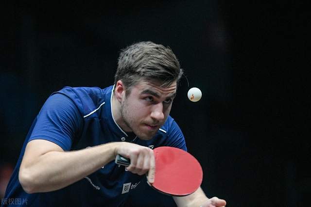 吸引着来自 吸引着来自