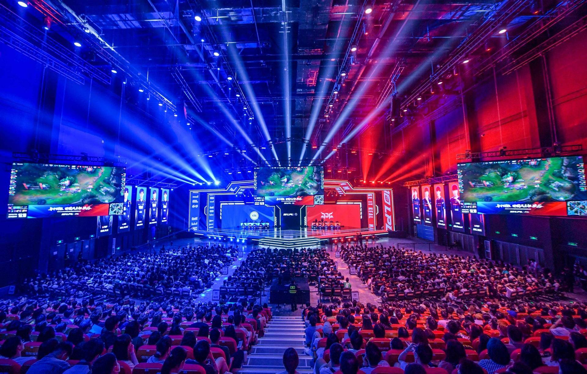 绝对是一个 绝对是一个