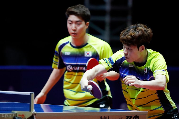 与此同时 与此同时