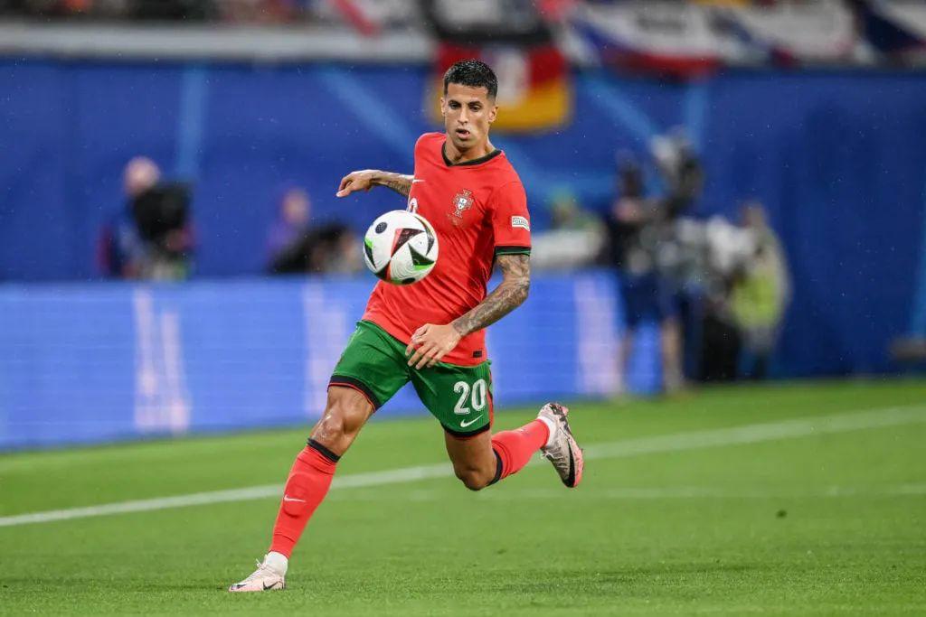 态帮助她在 态帮助她在