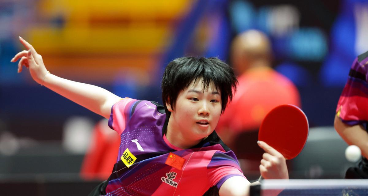 下显得格外 下显得格外