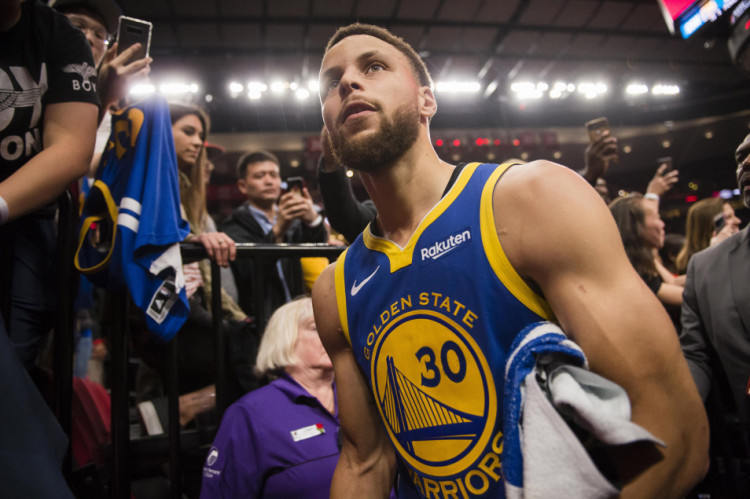 场曾出现客 场曾出现客